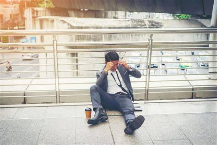 How do you calm a drunk person down?