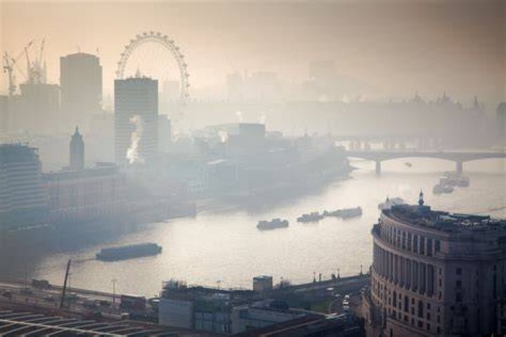 When did London stop being foggy?
